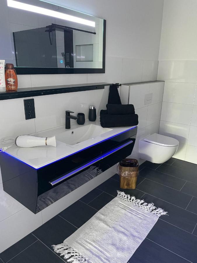 Apartments Saaldorf-Ferienhaus Mit 6 Apartments 45Qm-120Qm Direkt Am Thueringer Meer-Bleilochtalsperre Bad Lobenstein Eksteriør bilde