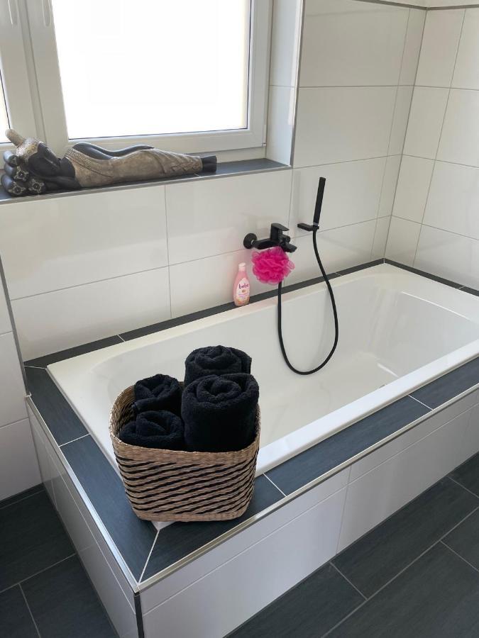 Apartments Saaldorf-Ferienhaus Mit 6 Apartments 45Qm-120Qm Direkt Am Thueringer Meer-Bleilochtalsperre Bad Lobenstein Eksteriør bilde